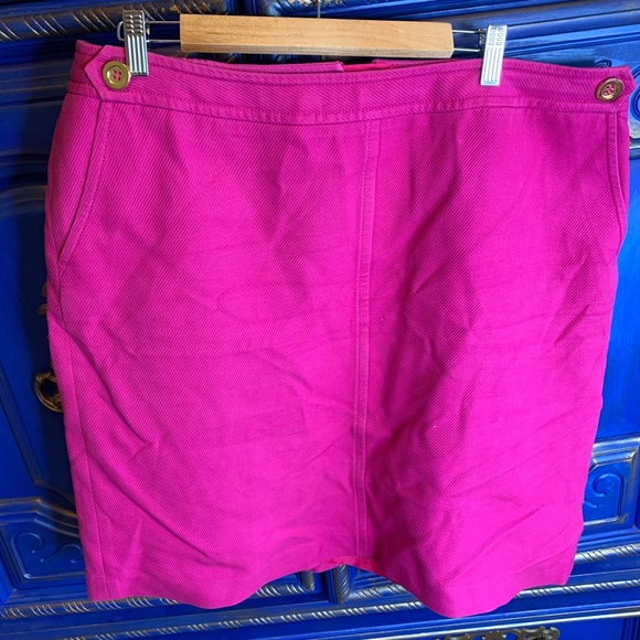 Talbots Dresses & Skirts - EUC Talbots Sz 16 Fuchsia Purple Pencil Skirt